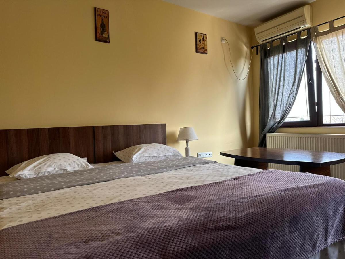 Appartement La O Barfa à Ploieşti Extérieur photo