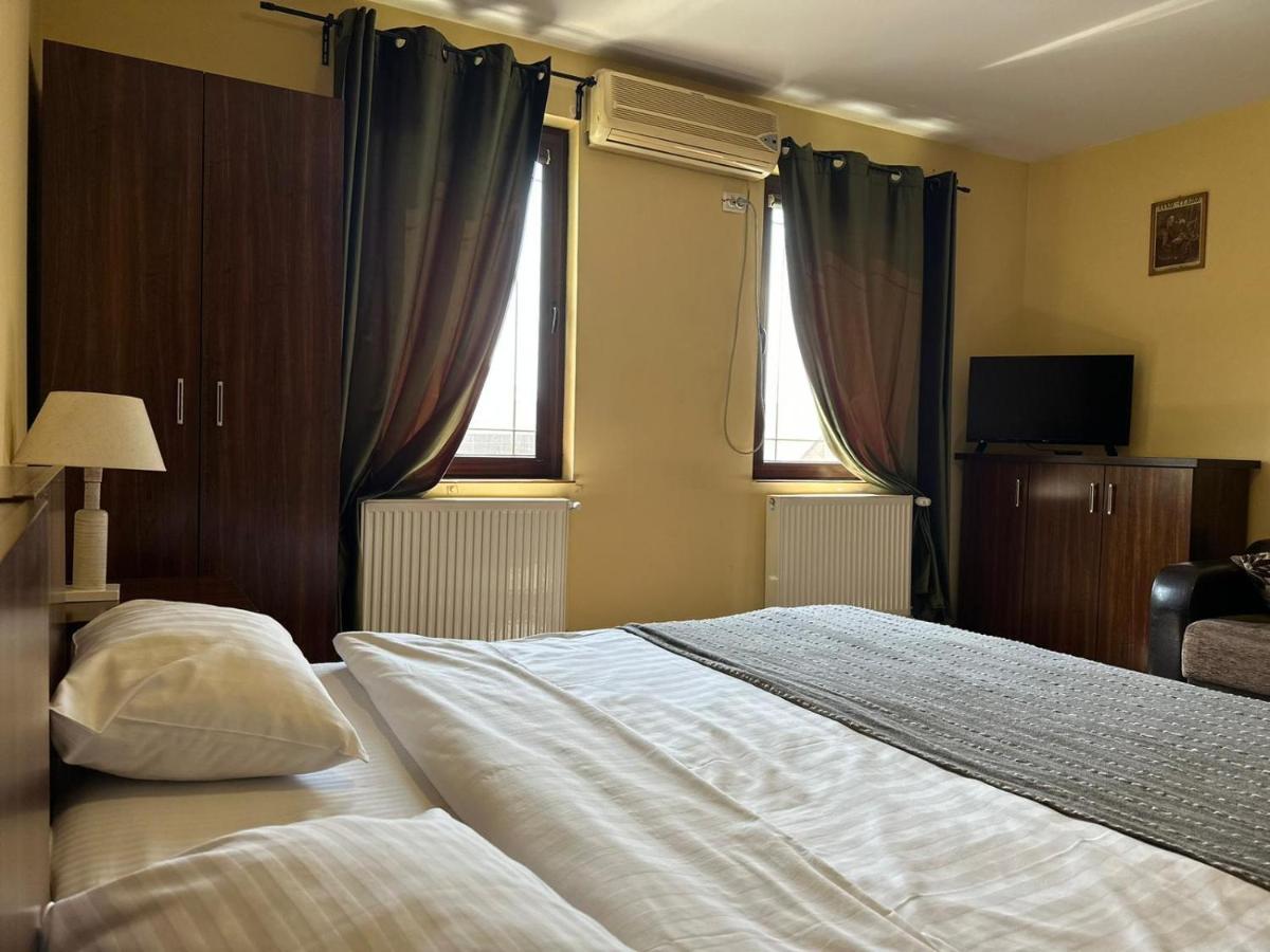 Appartement La O Barfa à Ploieşti Extérieur photo