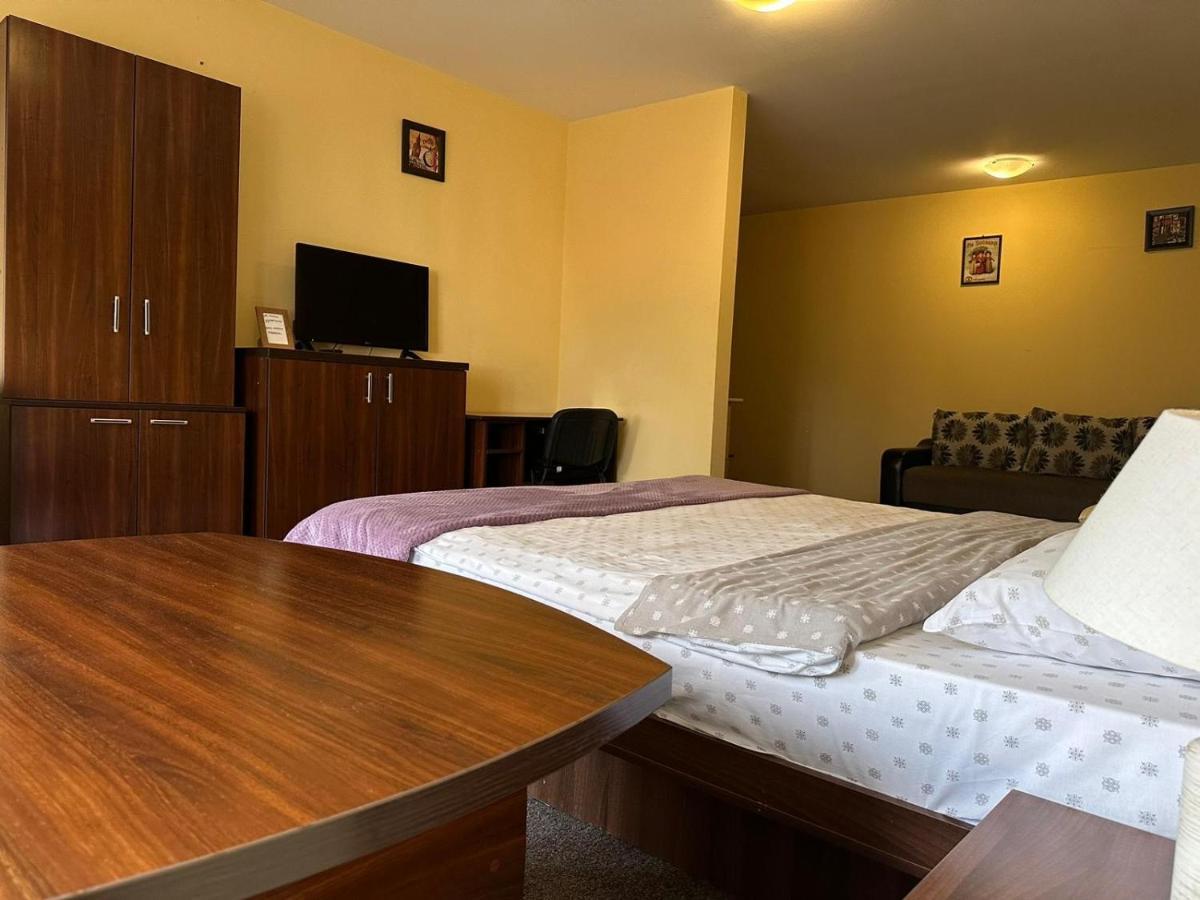 Appartement La O Barfa à Ploieşti Extérieur photo
