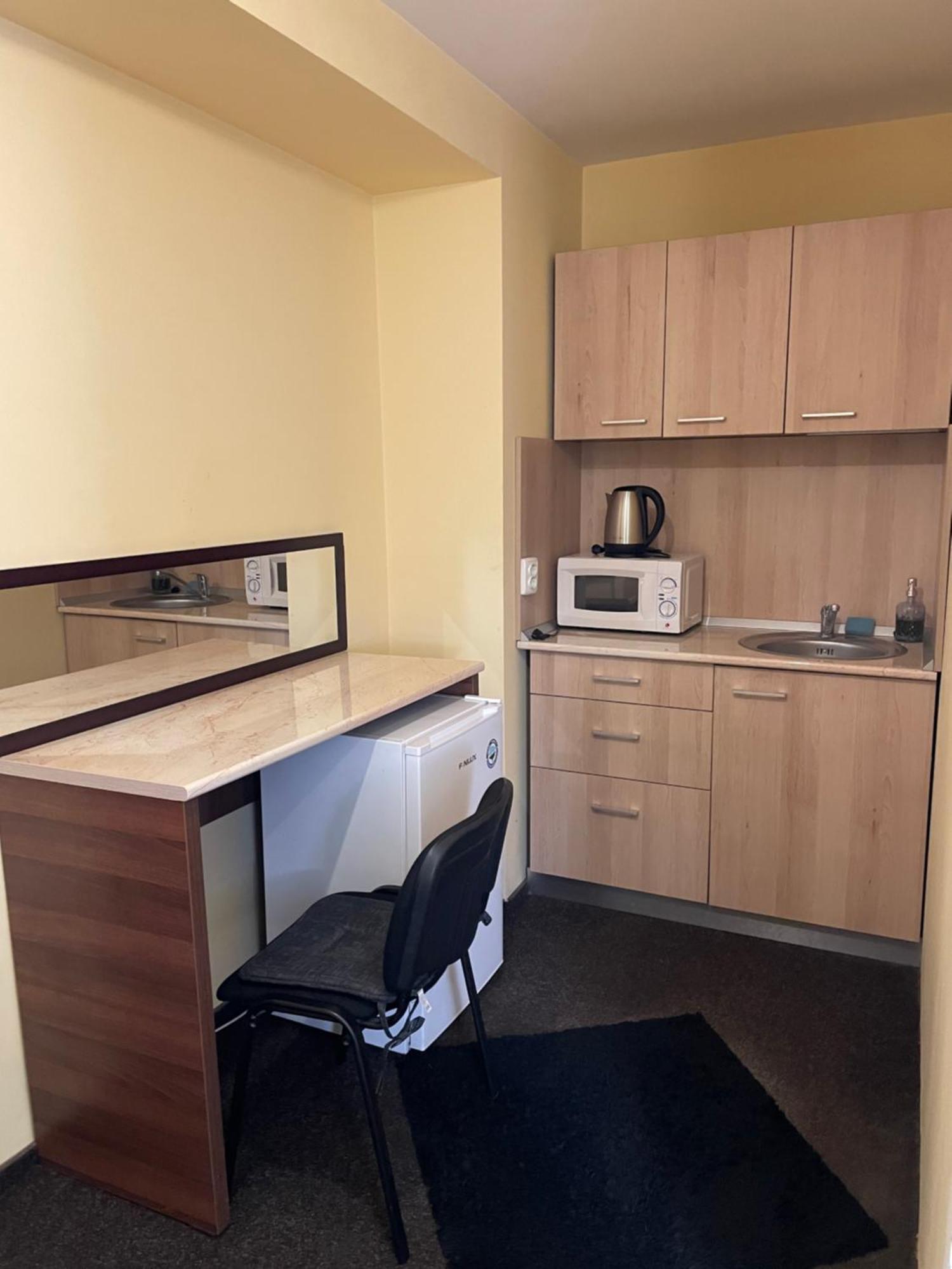 Appartement La O Barfa à Ploieşti Extérieur photo